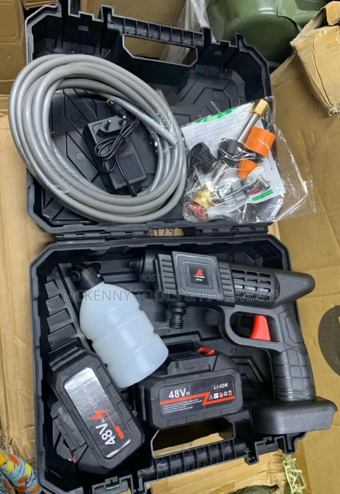 Cordless High Pressure Washer With 2 Batteries
