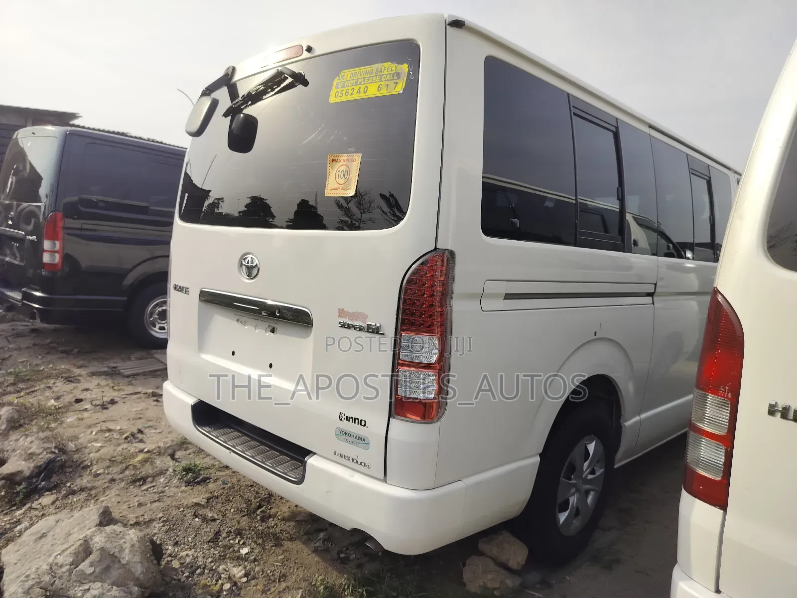 Toyota HiAce 2012 White