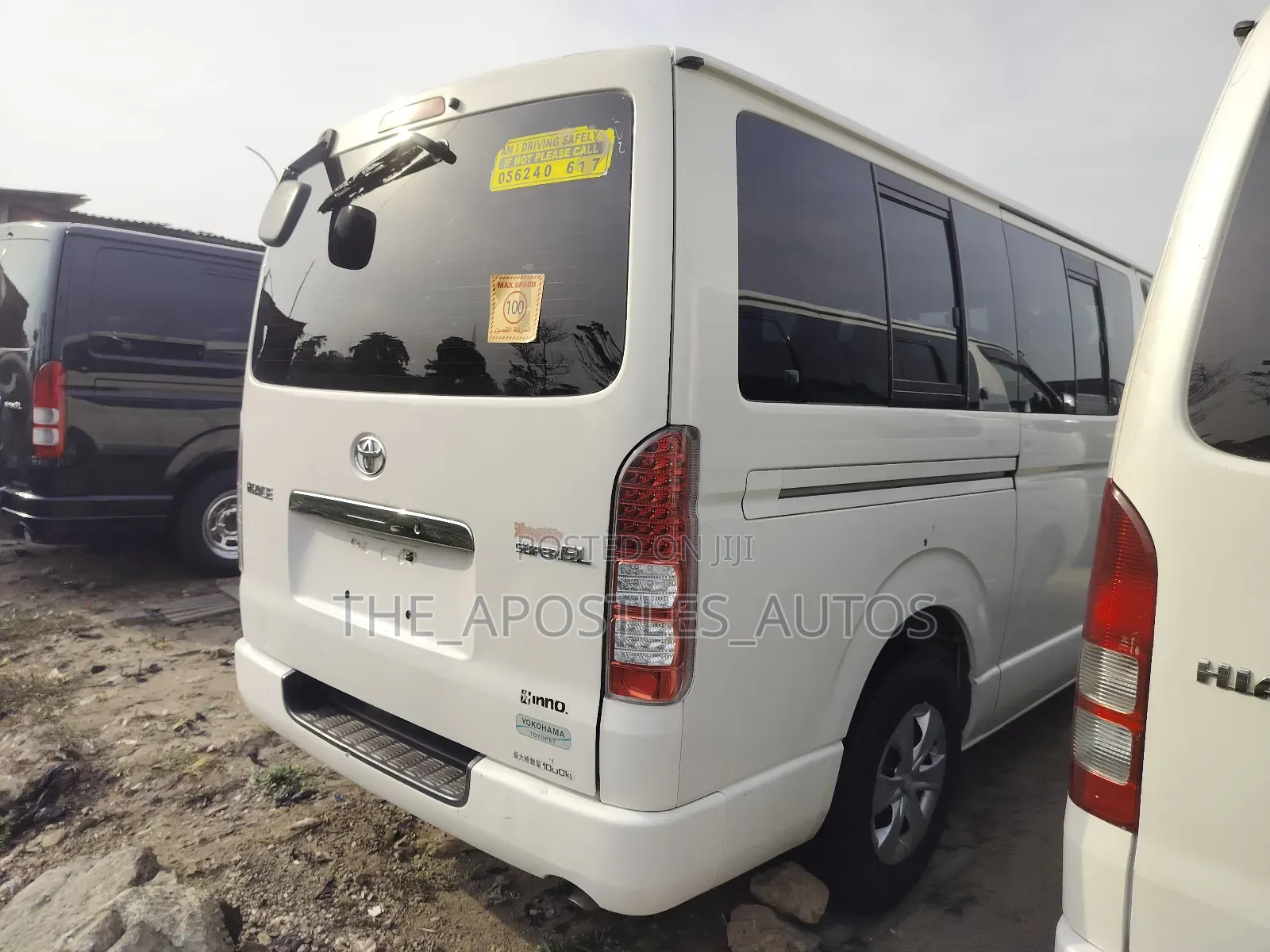 Toyota Grand HiAce 2010 White