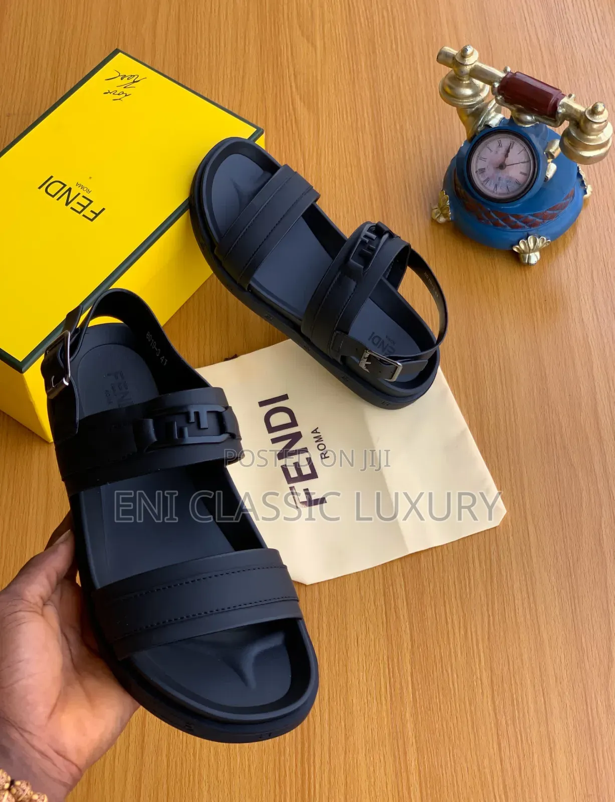 Top Quality Luxury Men's Sandals Fendi Available In Store