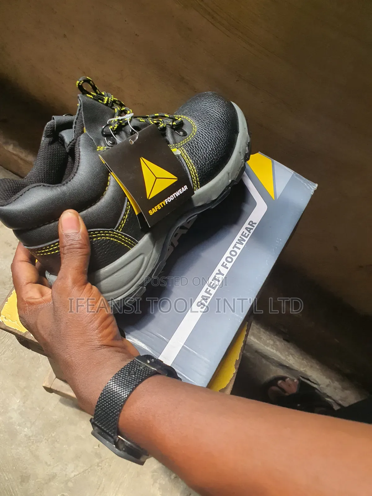 Deltar Safety Boots