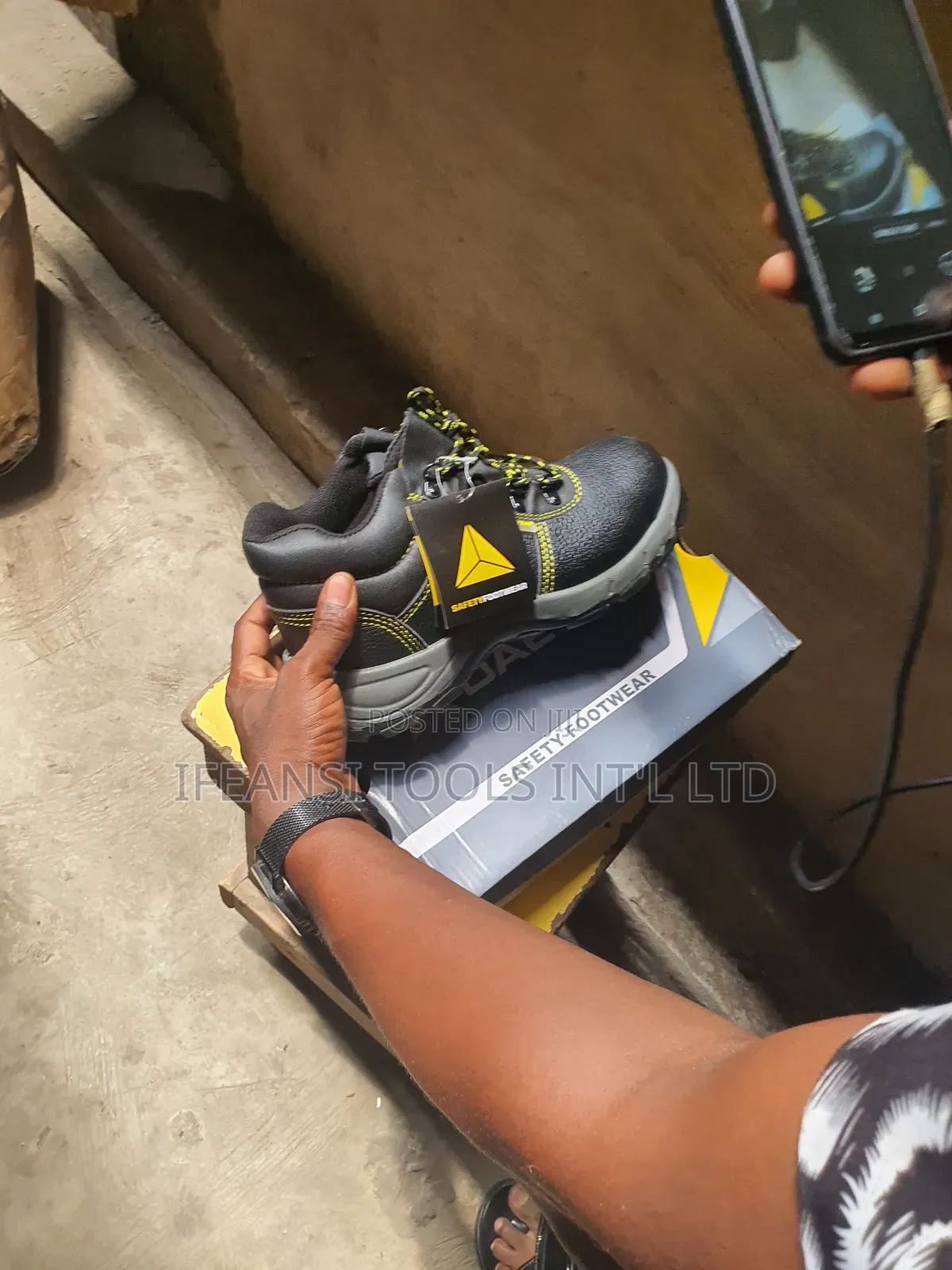 Deltar Safety Boots