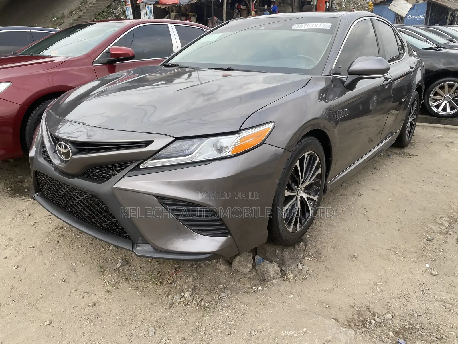 Toyota Camry SE (2.5L 4cyl 8A) 2019 Gray