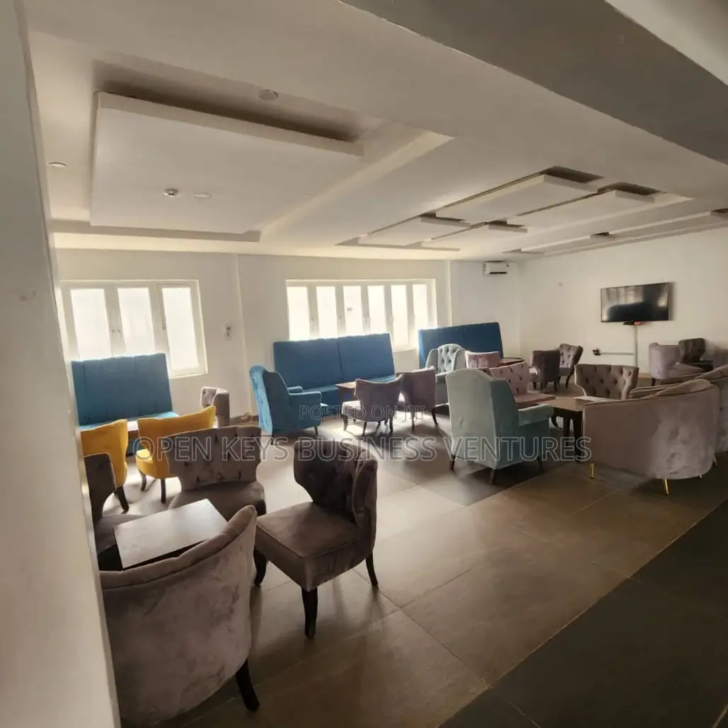 25 Rooms Hotel With Facilities