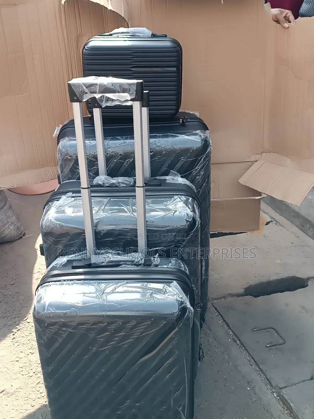 FL Set of 4 Unbreakable Elastic Rubber Travel Luggage Boxes