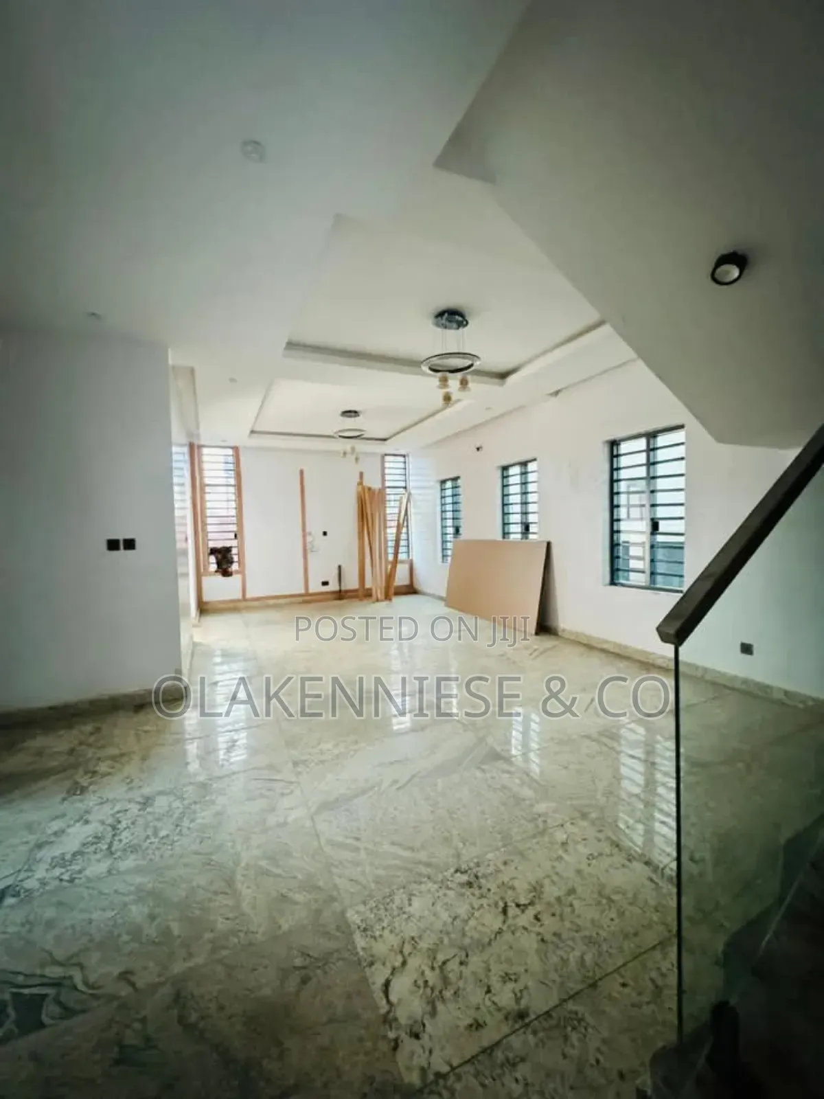 5bdrm Duplex in Ikeja for sale