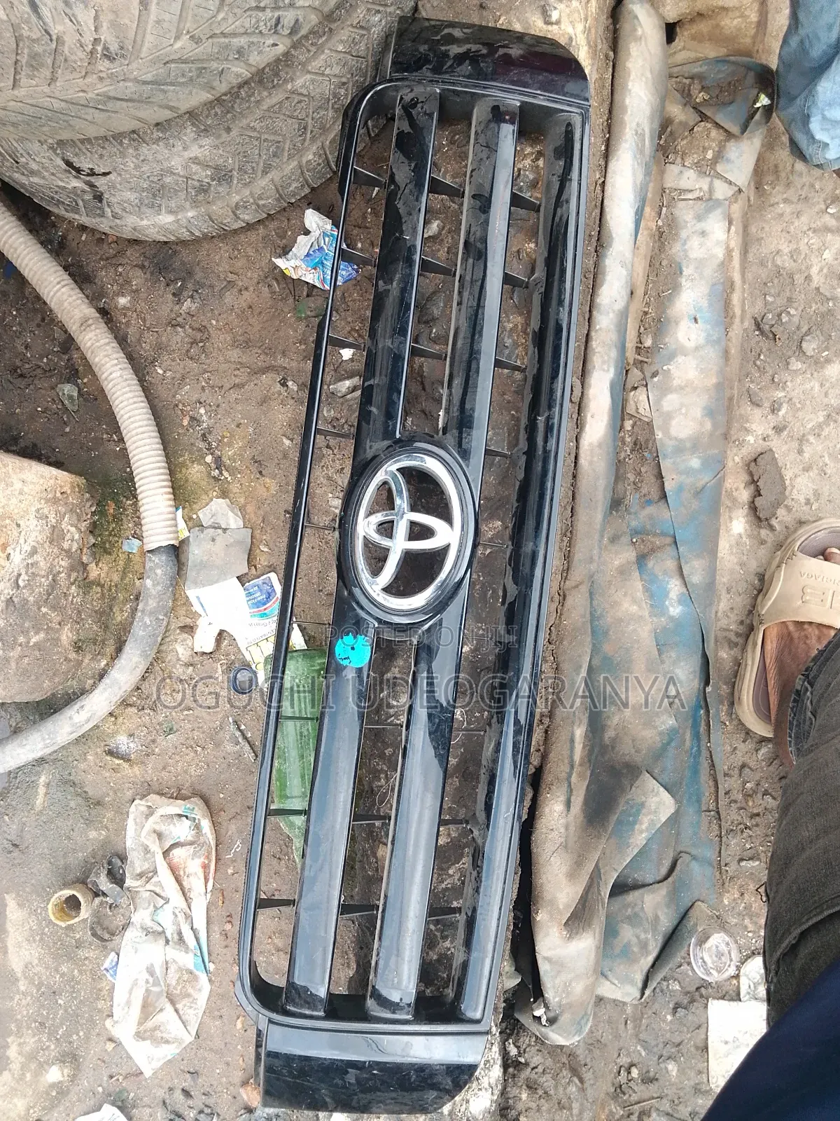 Toyota Front Grille Highlander 2005