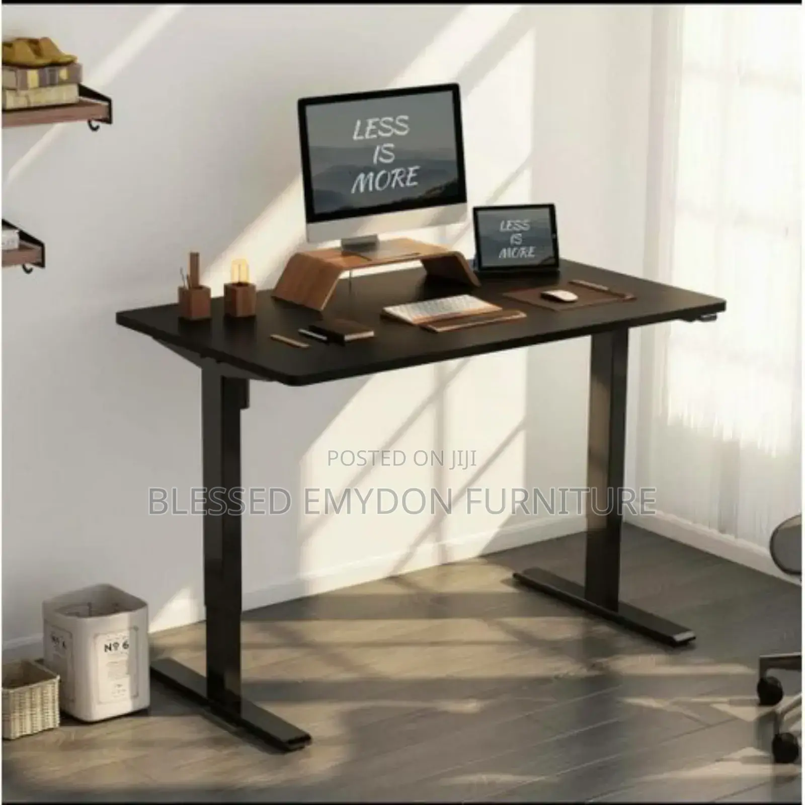 Electric Adjustable Computer Desk -1.4m.