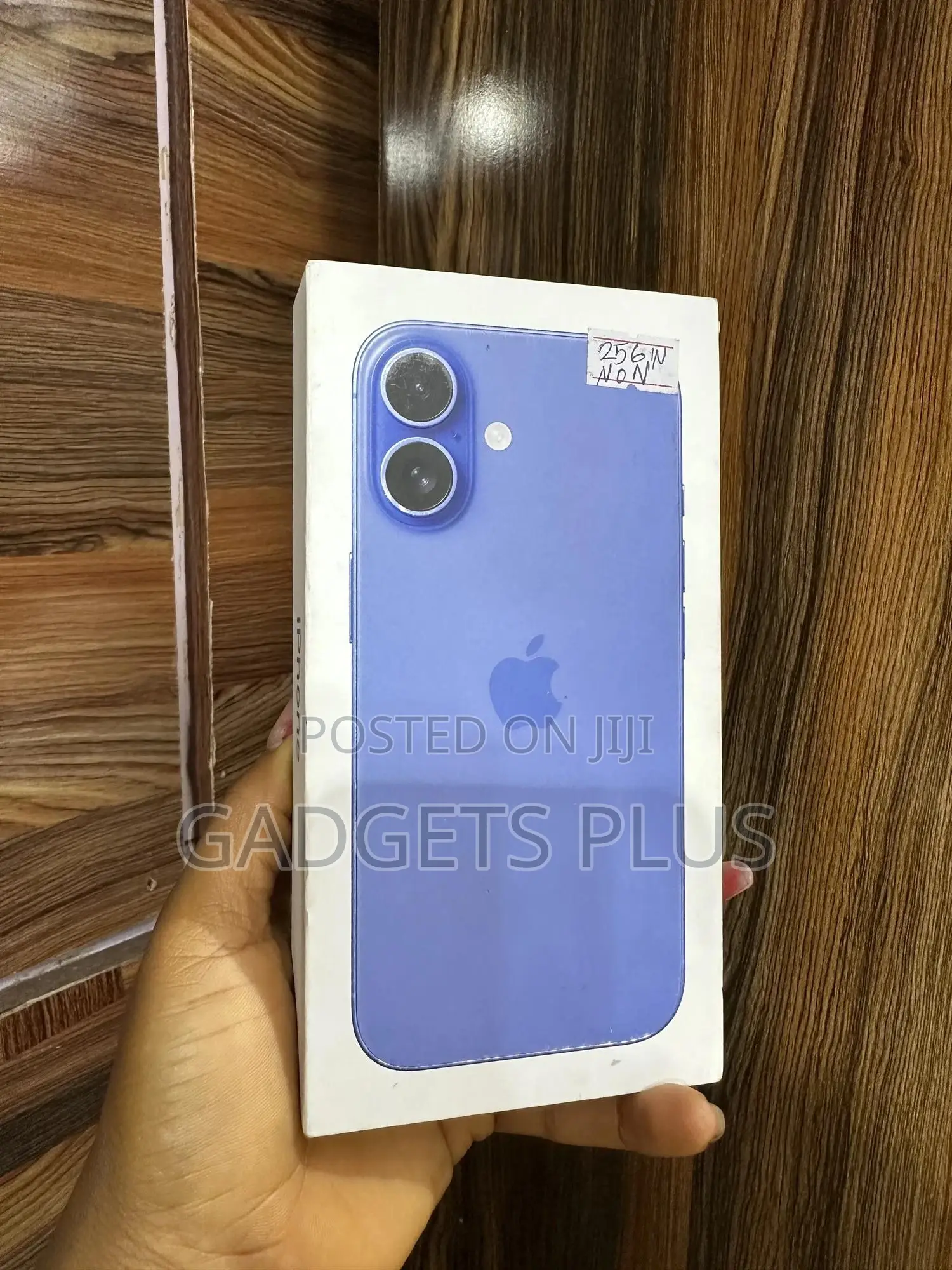 New Apple iPhone 16 256 GB Blue