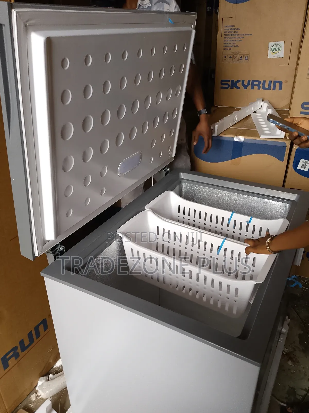 Good Quality Skyrun 200l Portable Chest Freezer