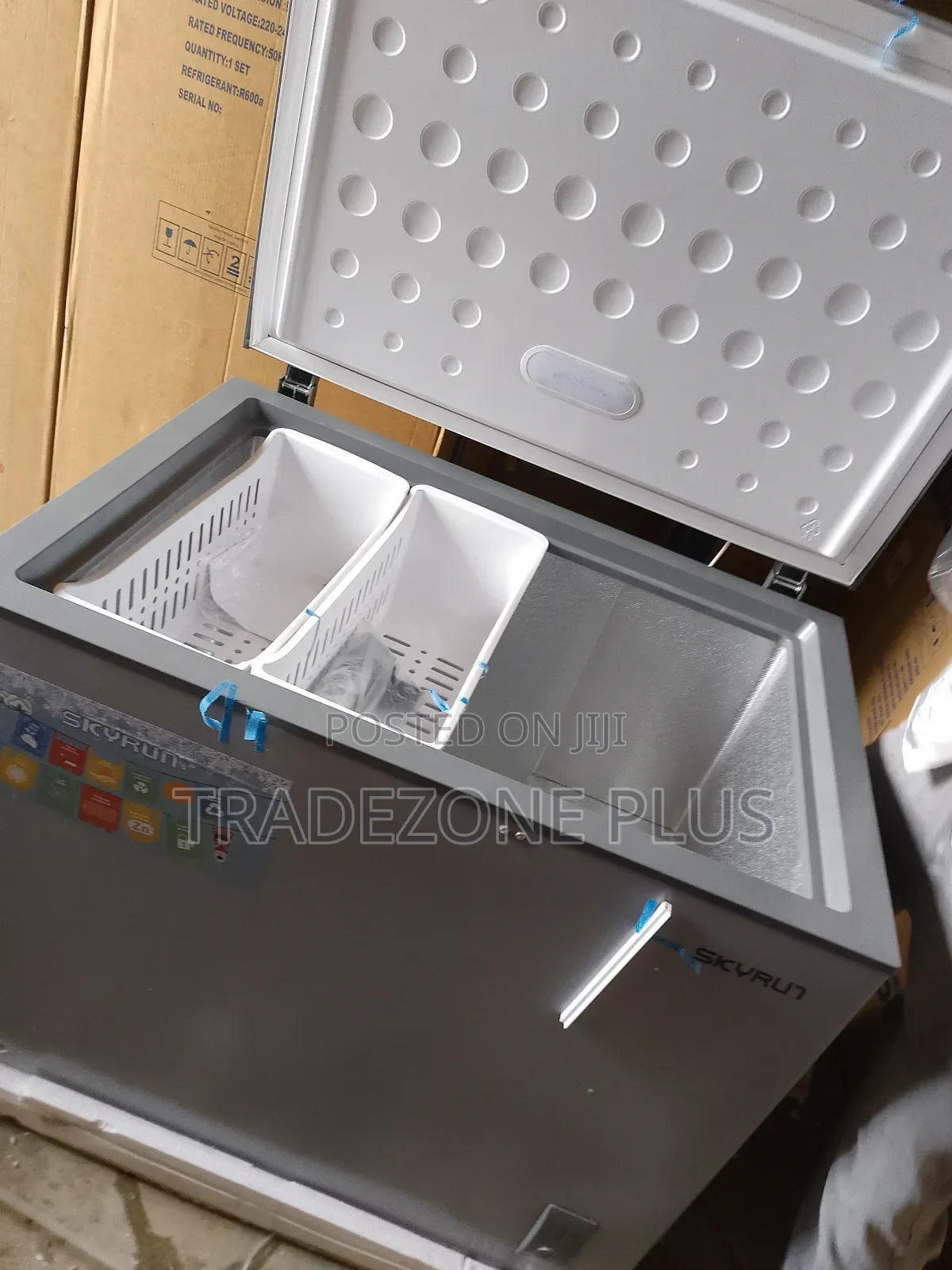 Kitchen Suitable Skrun 260l Chest Freezer for Sale