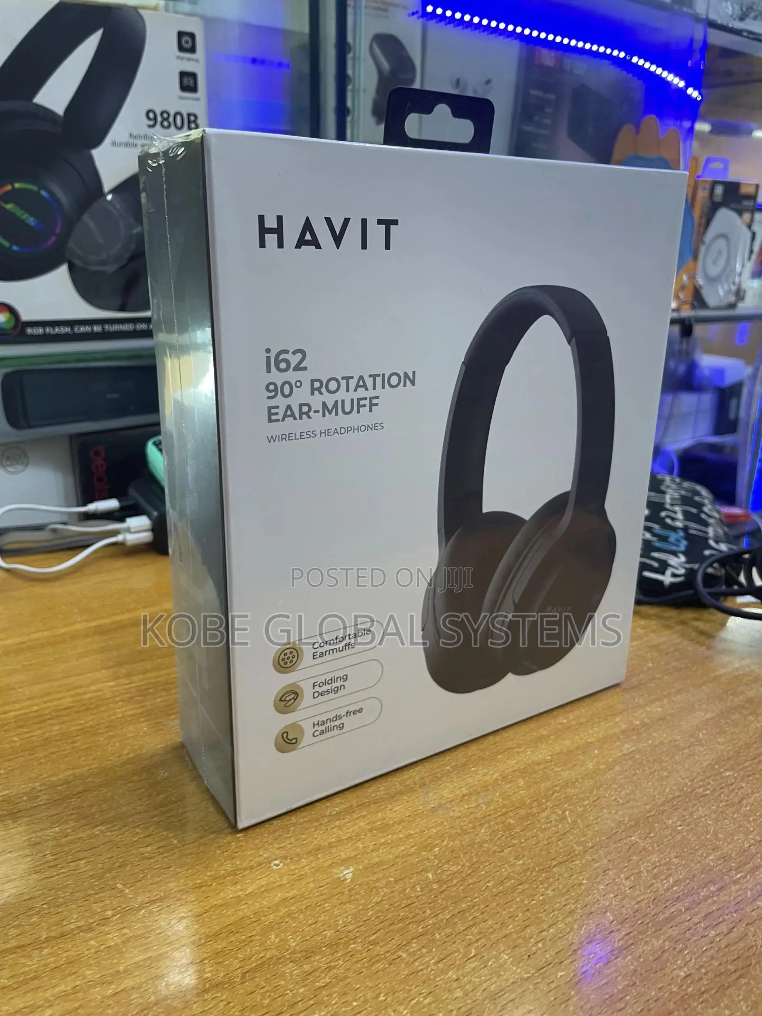 Havit I62 90° Rotation Ear-Muff Wireless Headphones