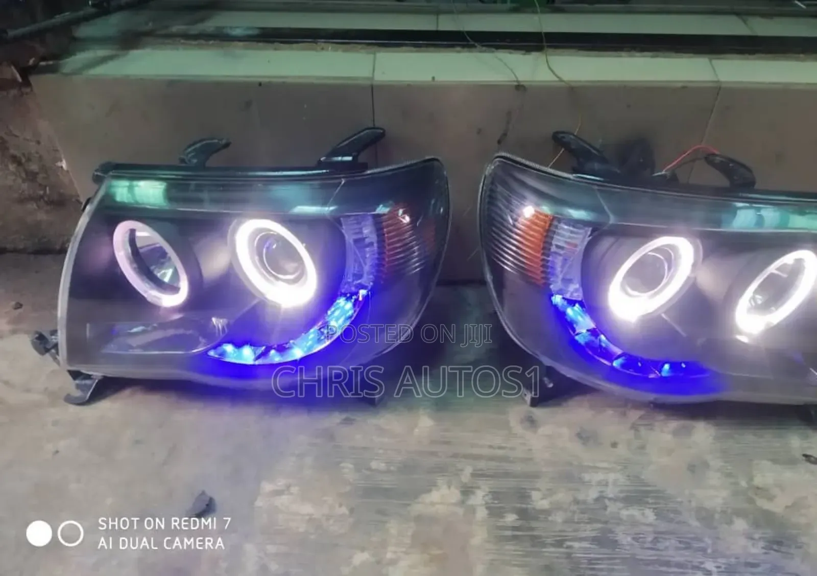 Replacement Headlight for Toyota Tacoma 2005