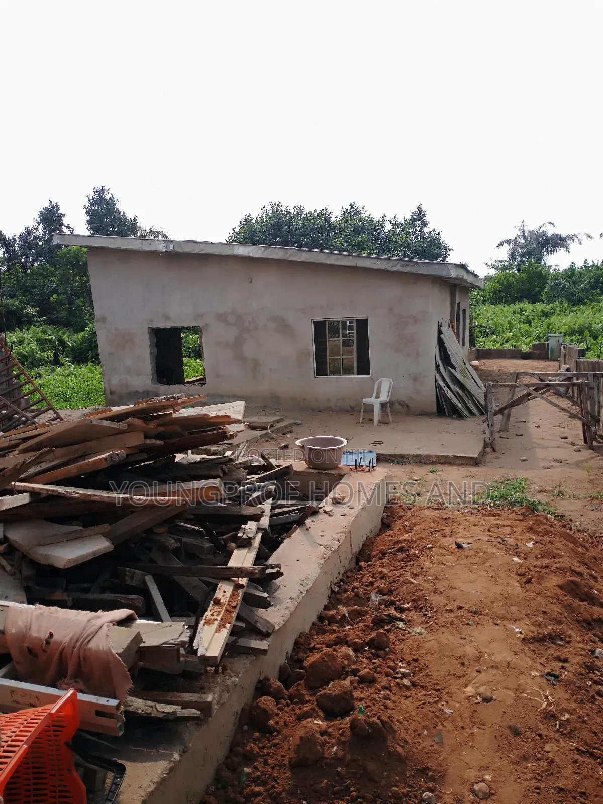 3bdrm Bungalow in Igando Ikotun/Igando for sale