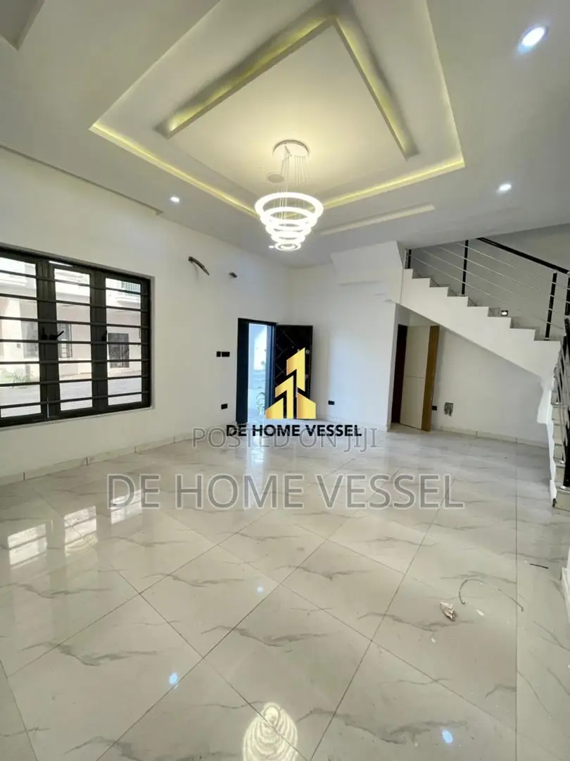 4bdrm Townhouse/Terrace in Ajah for sale