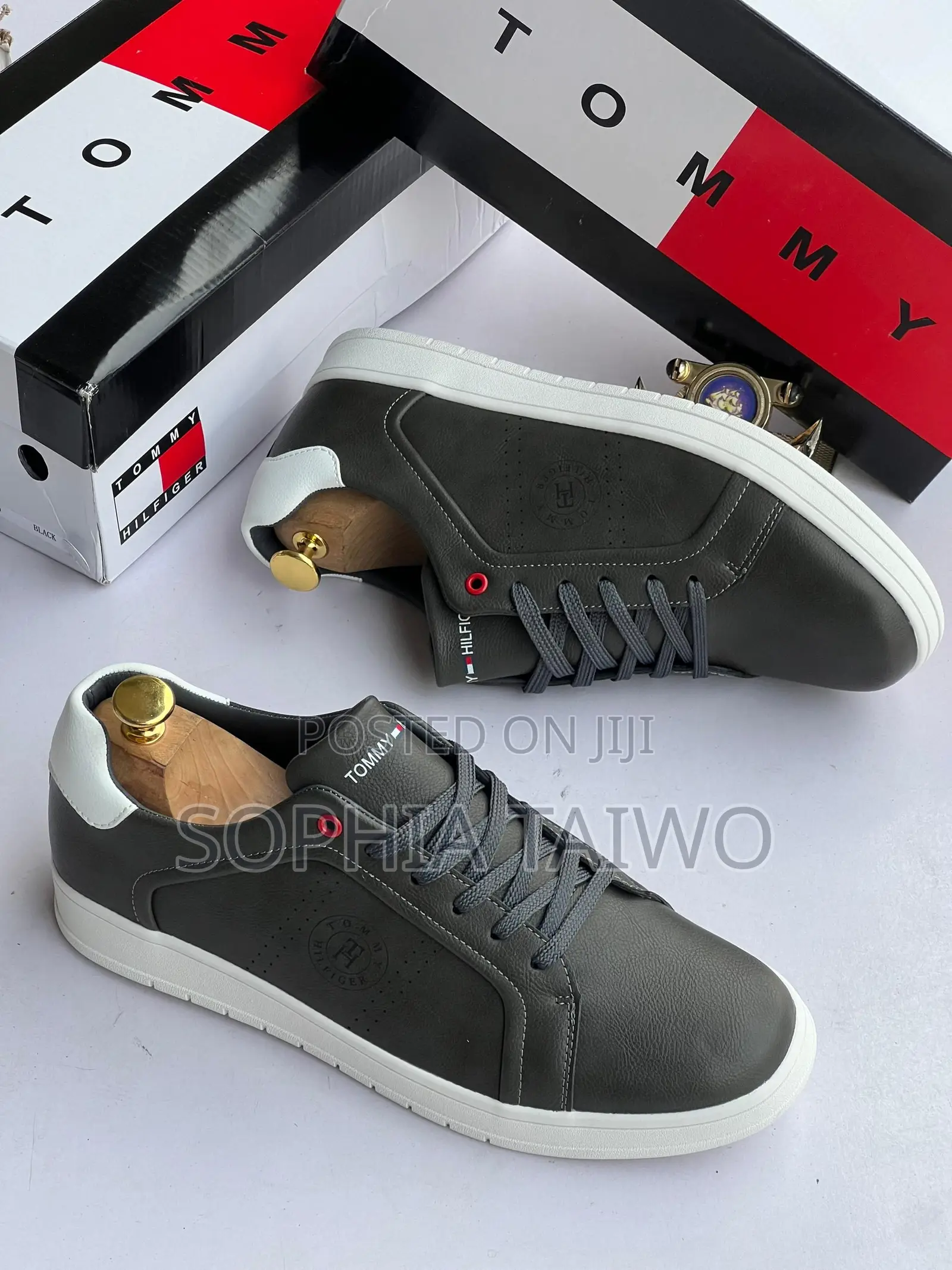 Quality Tommy Hilfiger Shoe