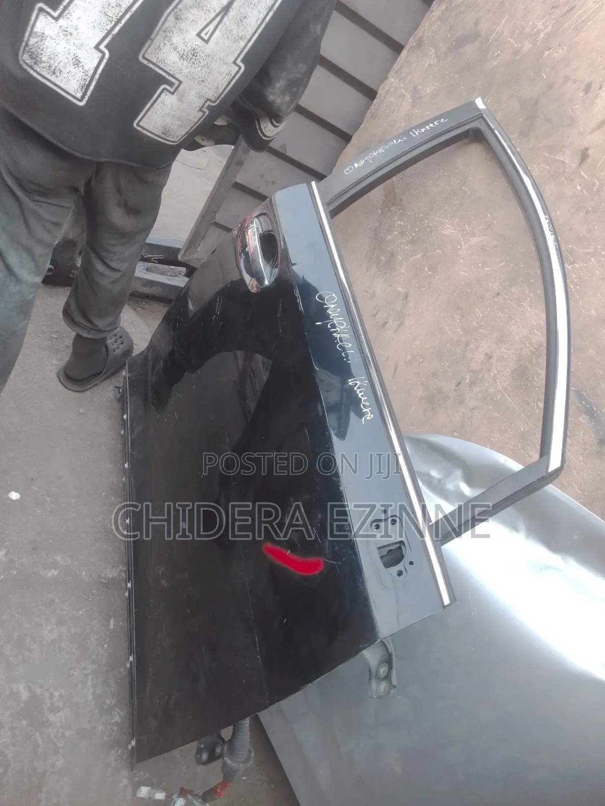 Toyota Venza 2010 Front Door Right Side