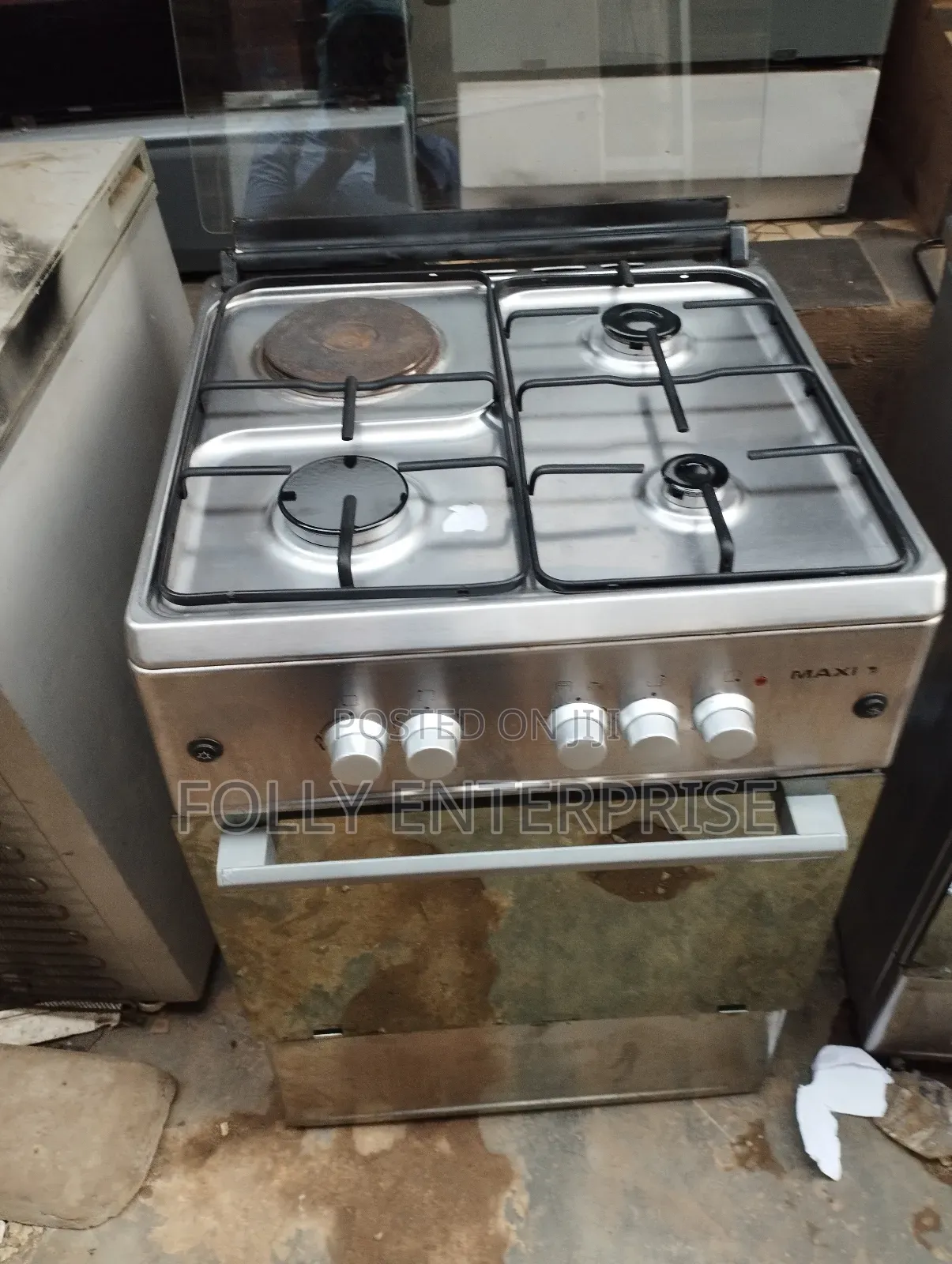 Maxi 60 by 60 Gas Cooker With Electric Hot Plate.