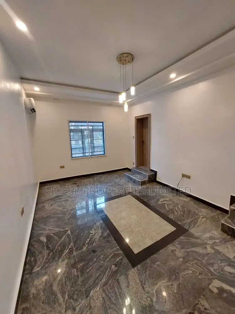6bdrm House in Life Camp for rent