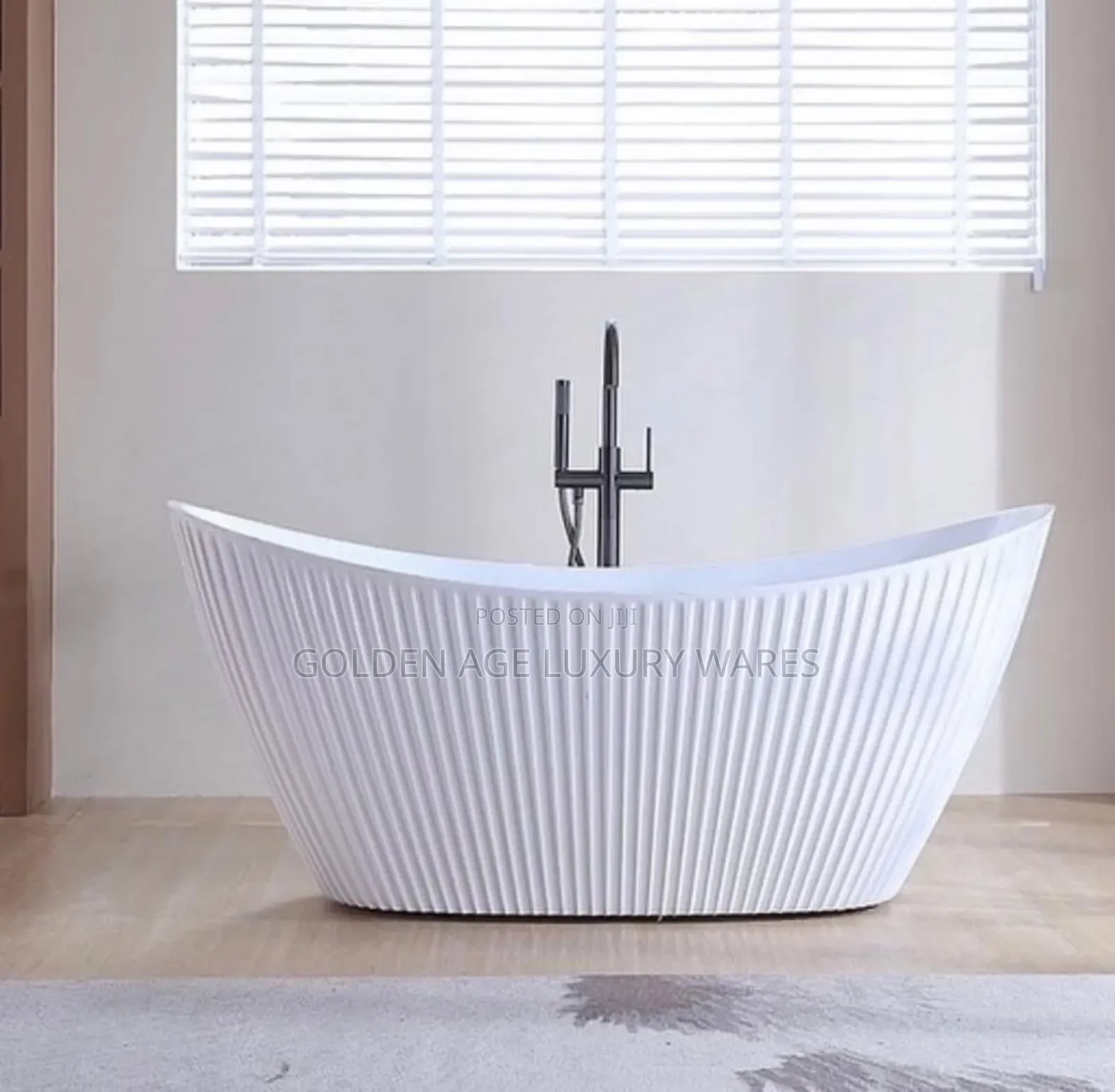 1.7m Executive Bathtub