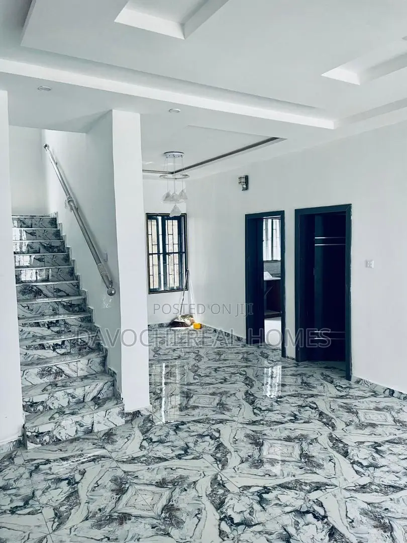 4bdrm Duplex in 2Nd Toll Gate, Lekki for rent