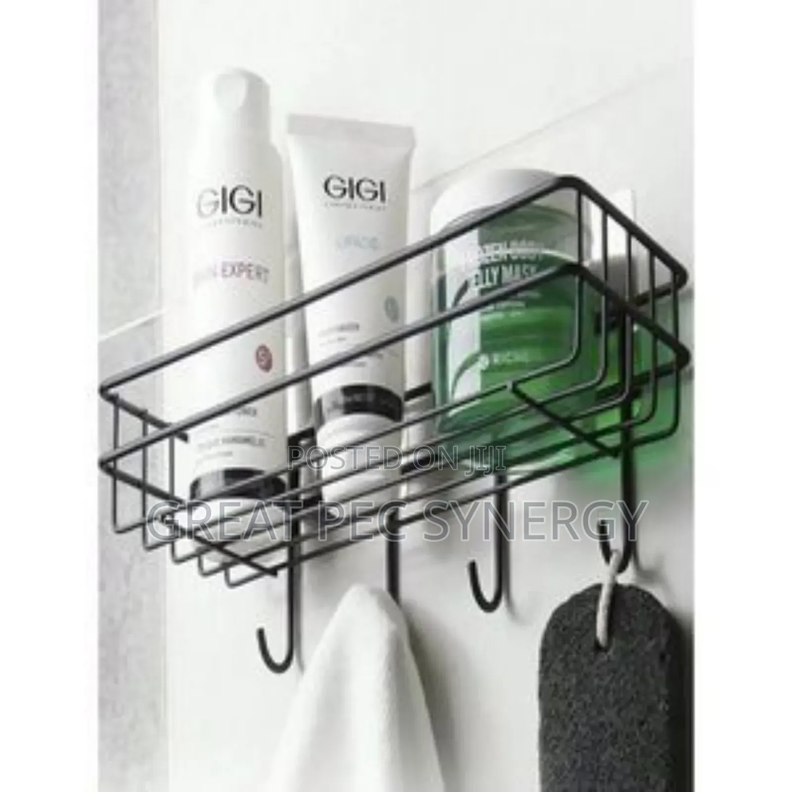Corner Shelf With Hanger