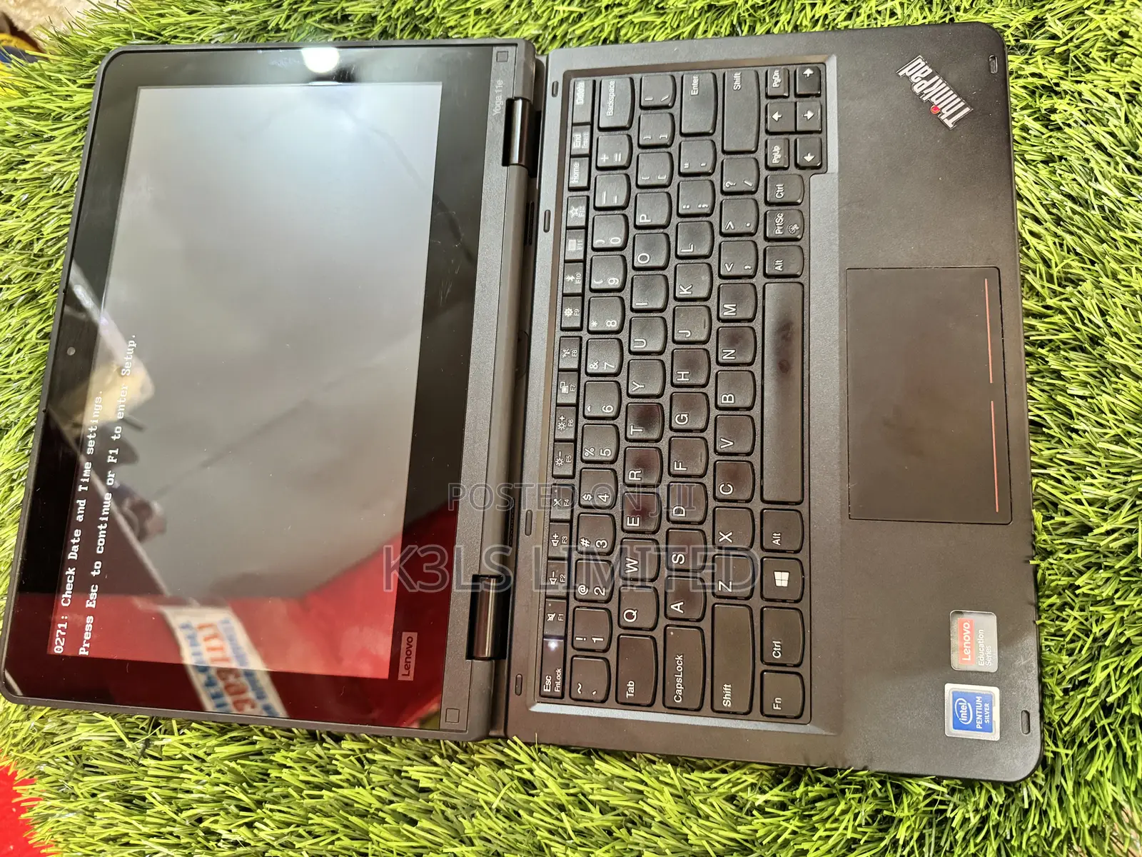 Laptop Lenovo Yoga 11e 4GB Intel Pentium SSD 128GB
