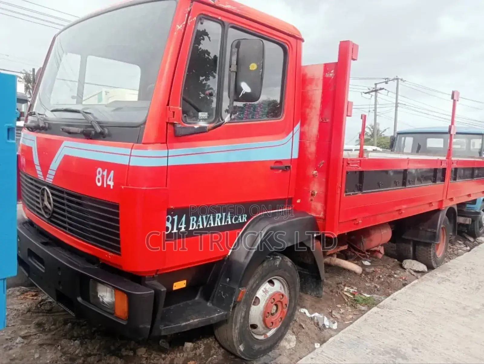 Mercedes Benz 814 Truck 7tons Red