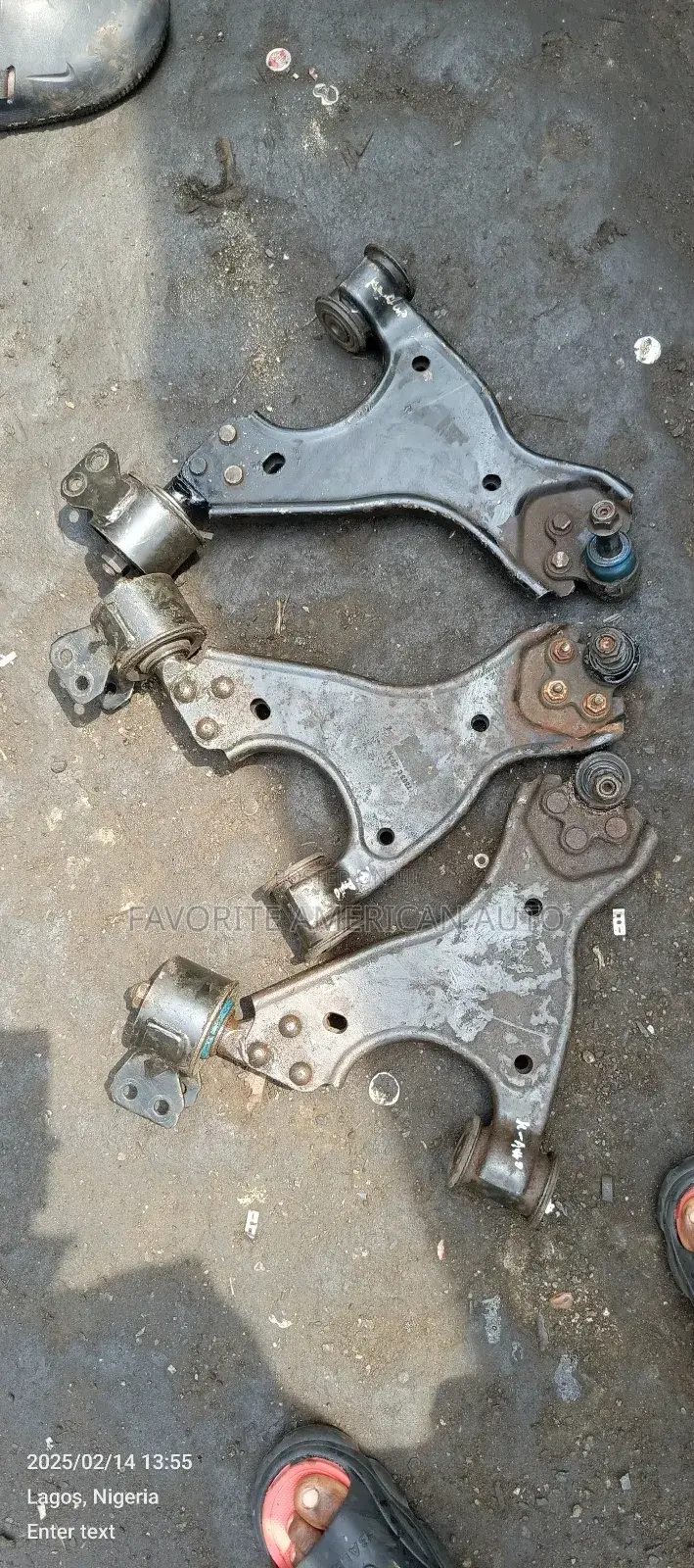 Front Lower Arms G.M.C Acadia