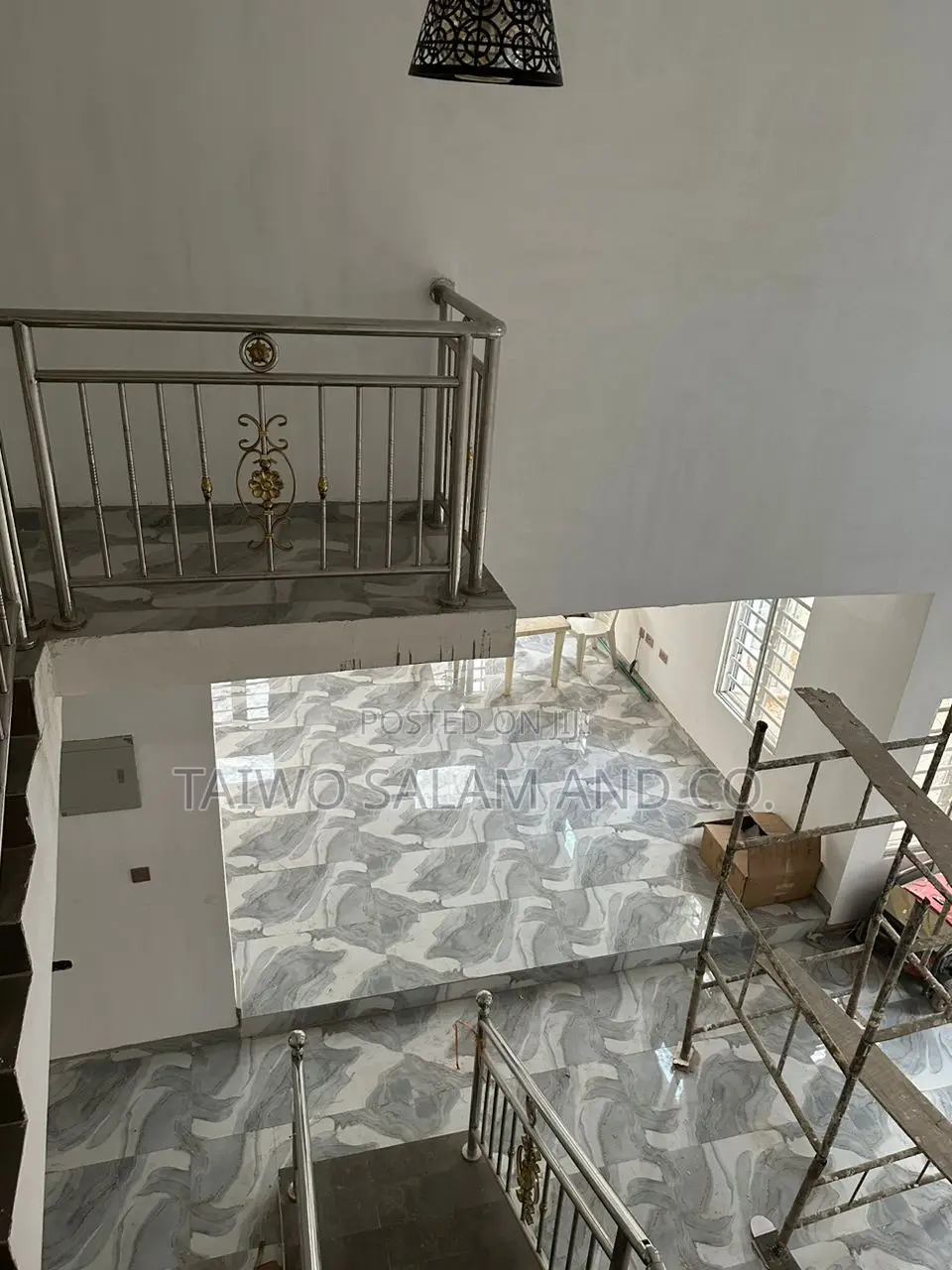 4bdrm Duplex in Alalubosa for sale
