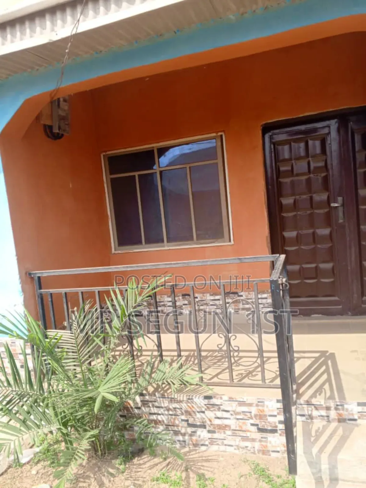 2bdrm Block of Flats in Ado Residential, Akala Express for rent