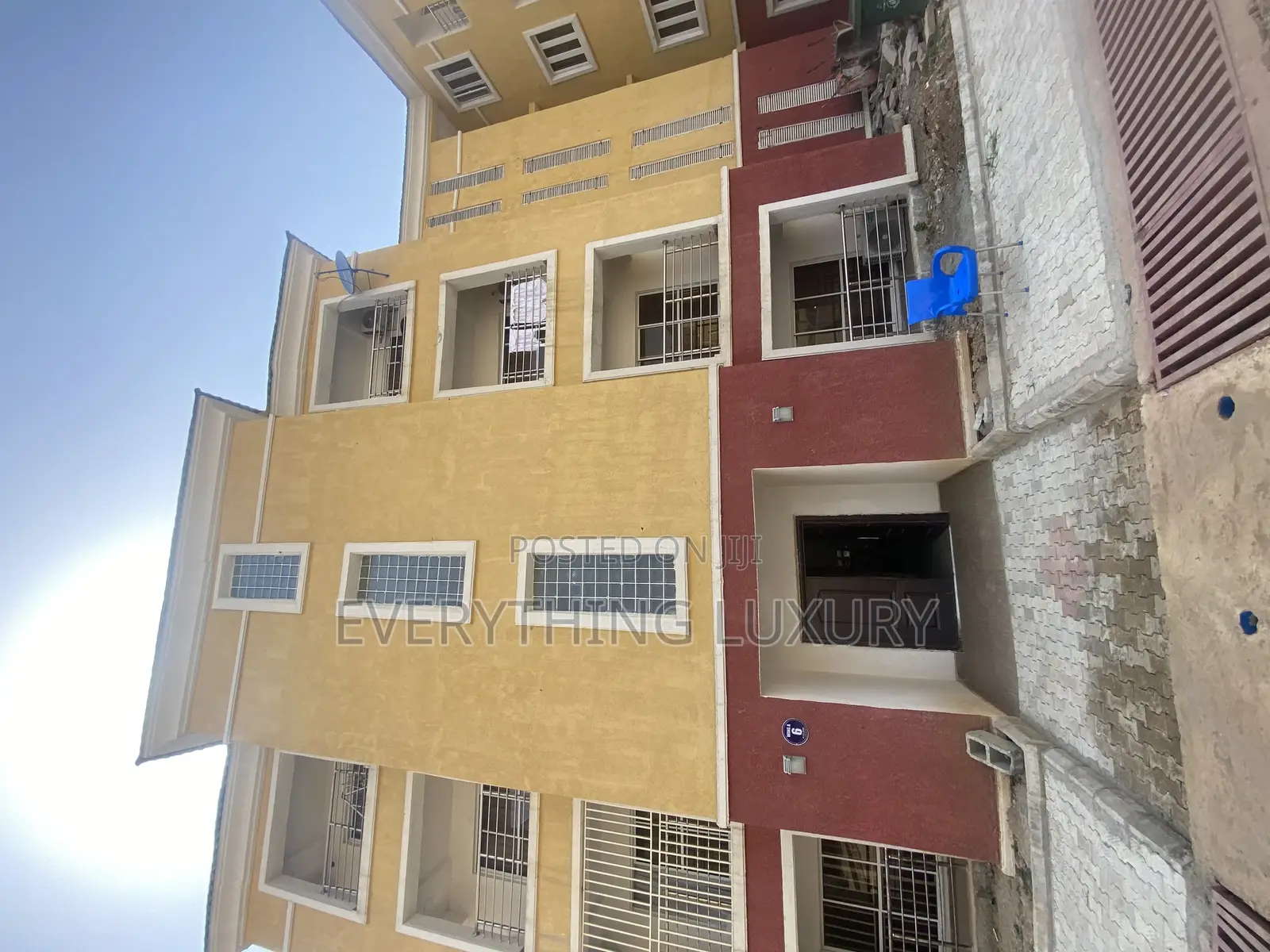 2bdrm Block of Flats in Guzape District for rent