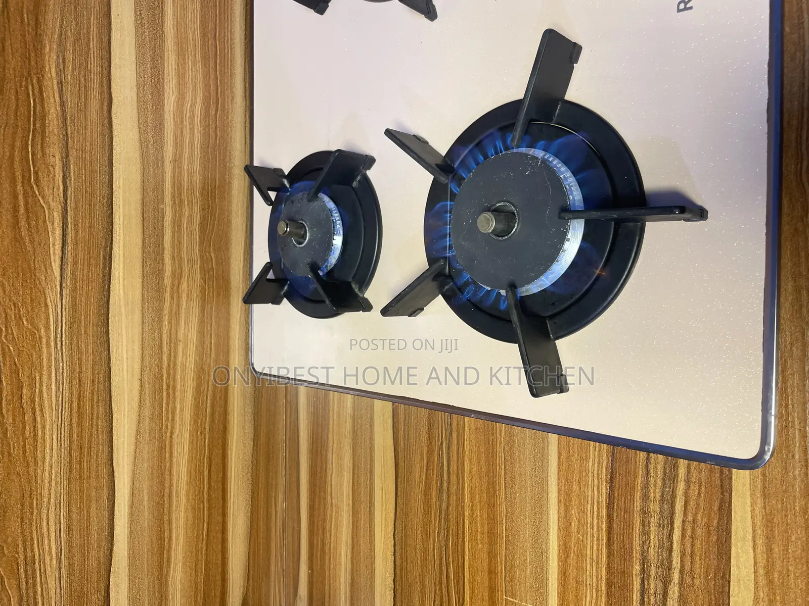 Rinnai Three Bunners Gas Cooker