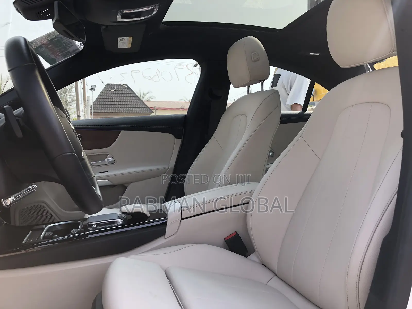 New Mercedes-Benz CLA-Class CLA 250 4MATIC Sedan 2023 White