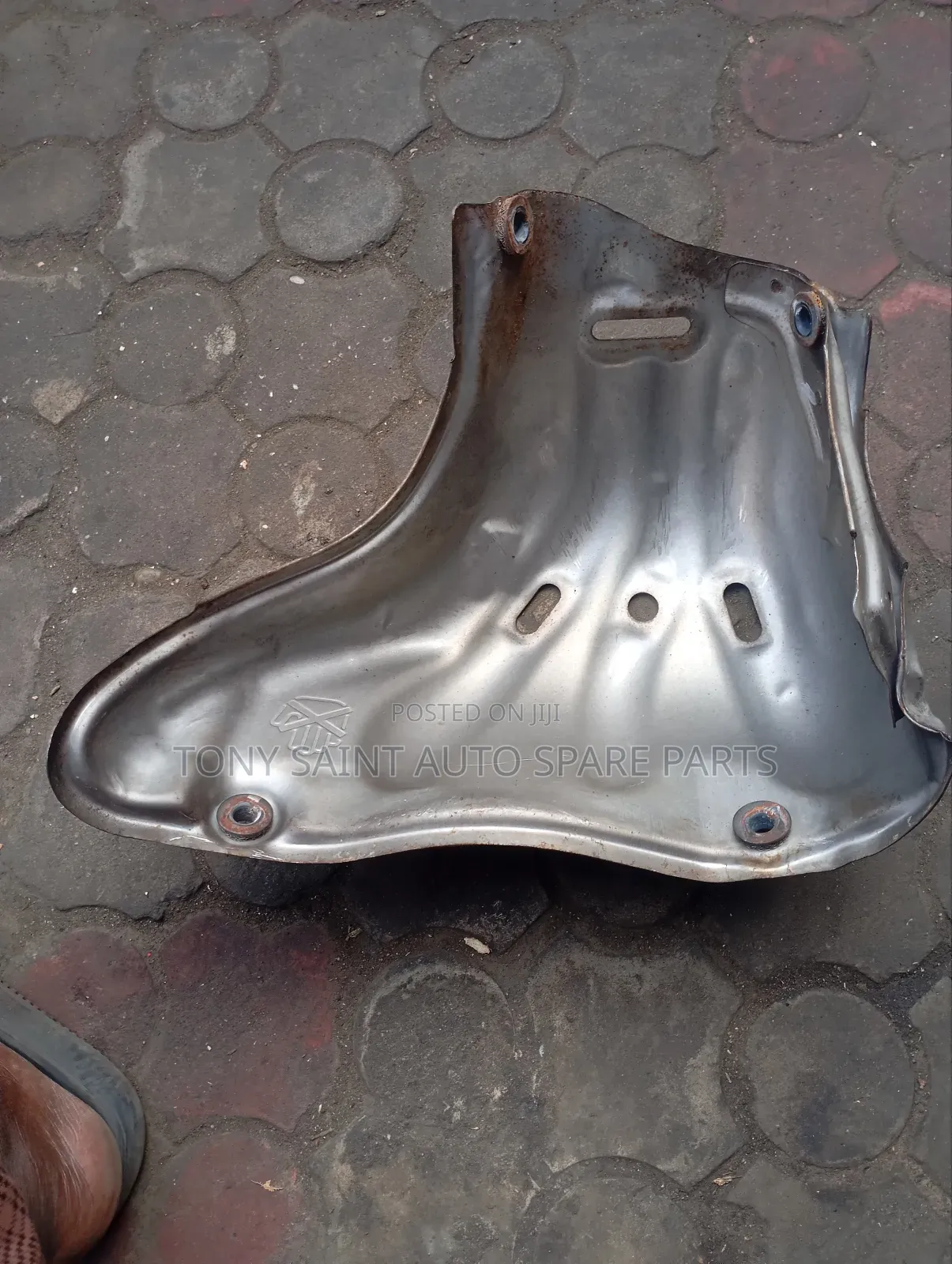 Manifold Gasket/ Manifold Cover Camry 2008