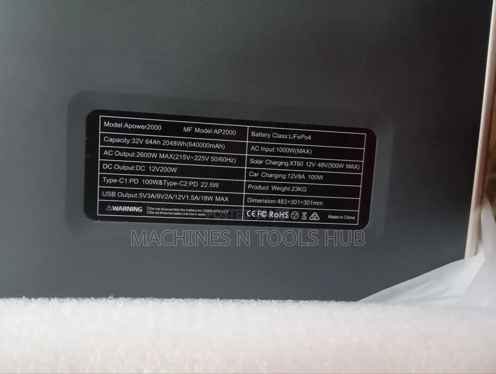 Apower 2000 Portable Power Station / Solar Generator