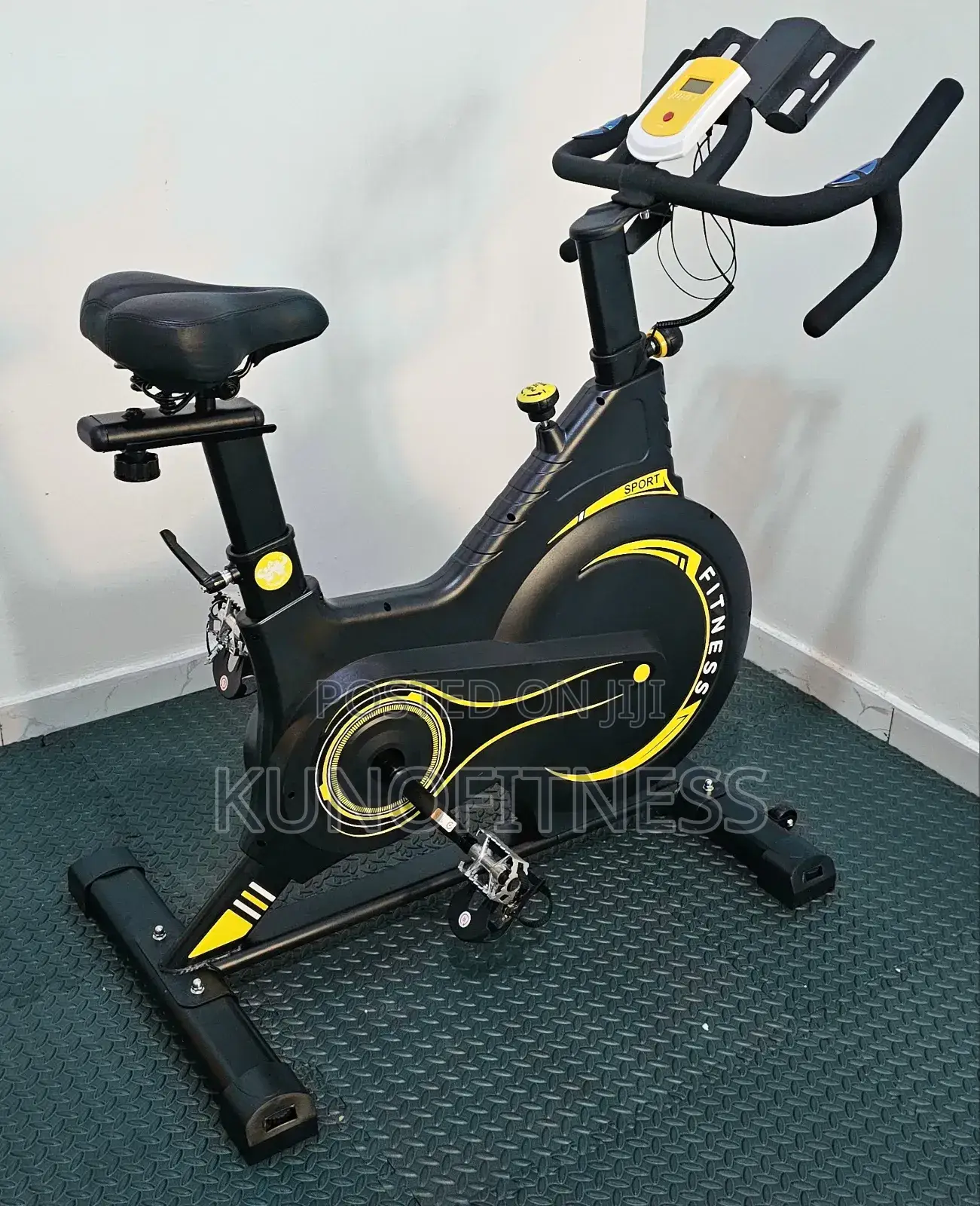 Heavy-Duty Spinning Bike – Supports 150kg