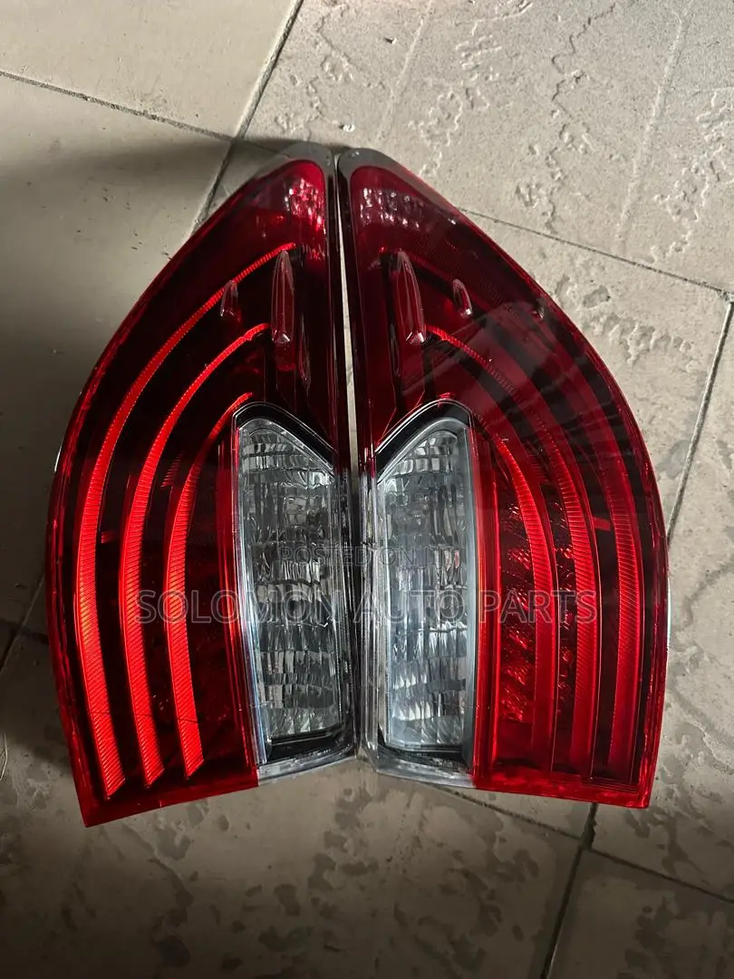 Backlight or Rearlight Lexus ES350 2013 Till 2018 Available