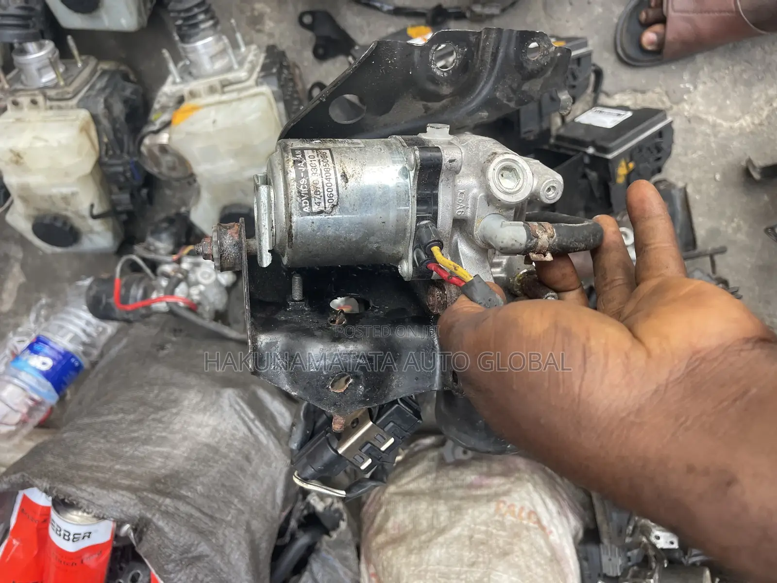 Brake Pump And Amuture For Toyota And Lexus Hybrids