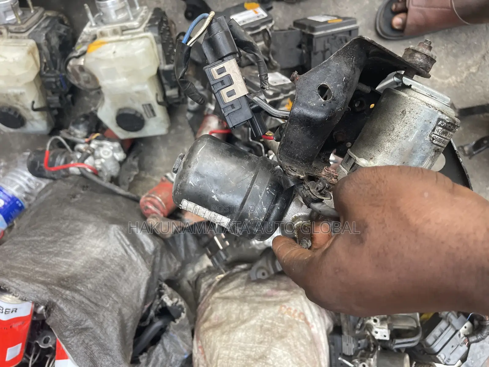 Brake Pump And Amuture For Toyota And Lexus Hybrids