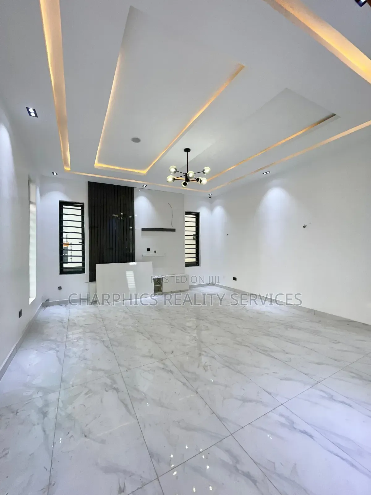 4bdrm Duplex in Idado for sale