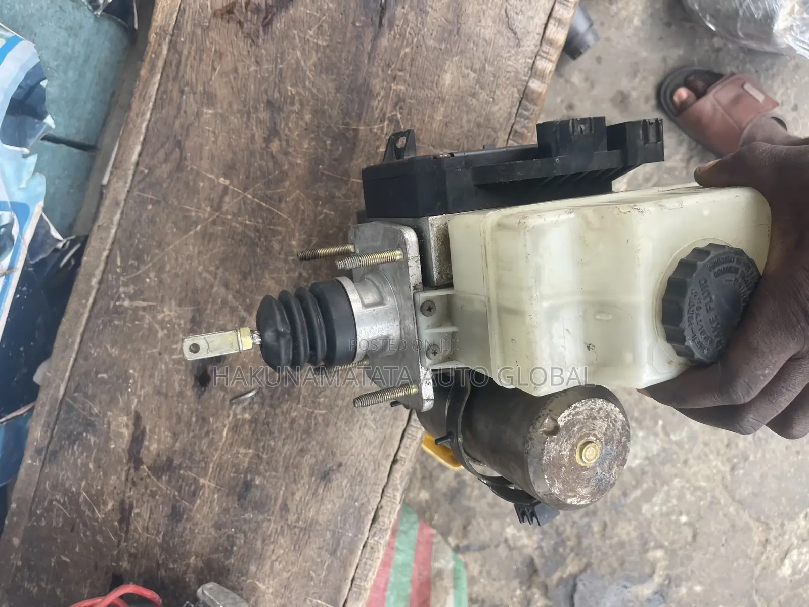 Abs Pump For Toyota Land Cruiser And Lexus Lx 570 2005-2007