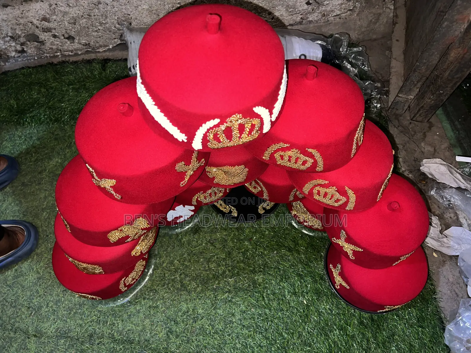 Latest Designs of Red Cap.
