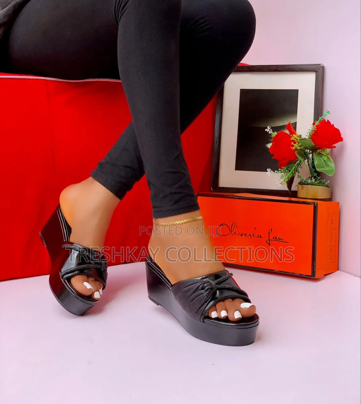 Lovely Et Comfy Ladies Wedge Slippers 
