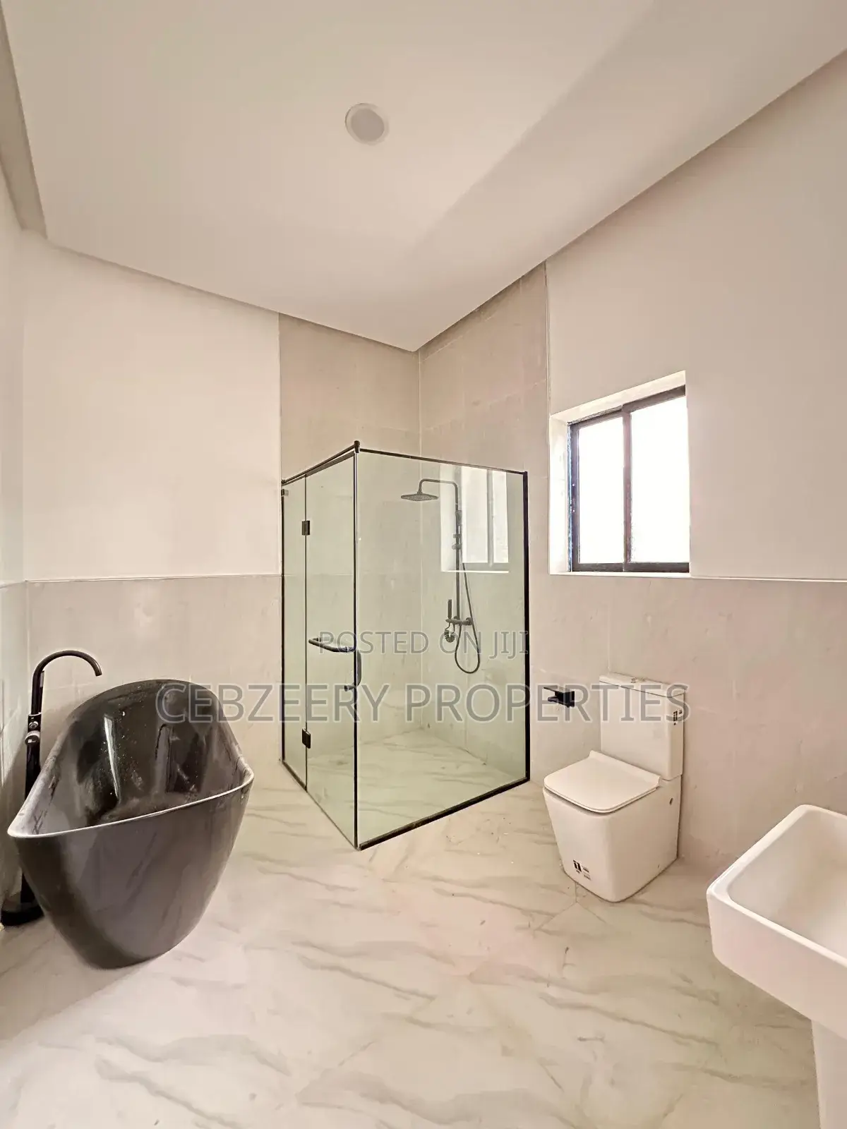 5bdrm Duplex in Old Ikoyi for sale