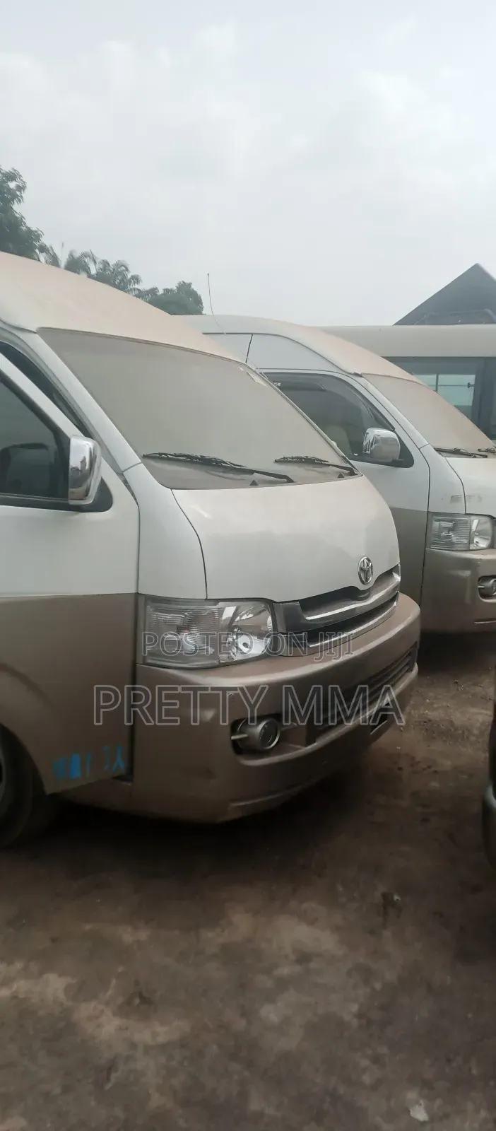 Toyota HiAce 2018 Beige