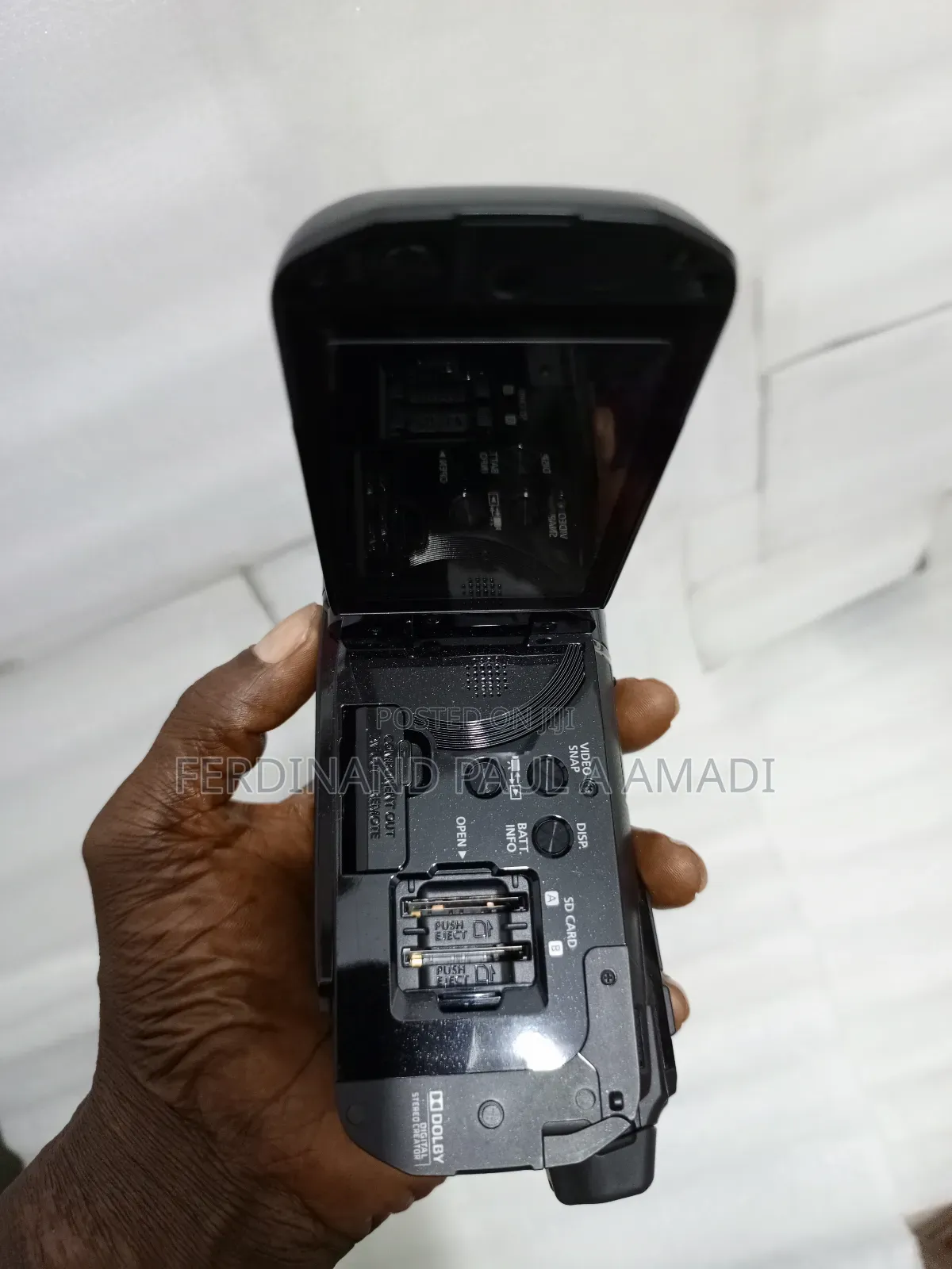 Canon Full HD Video and Photo Camera Two Slot Memory Card