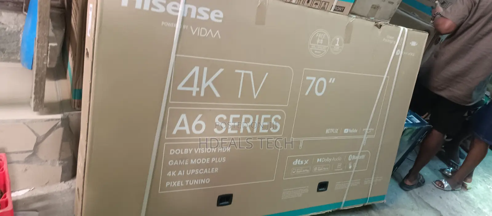 First Grade- Hisense 70inches Smart TV WTH Youtube, Netflix