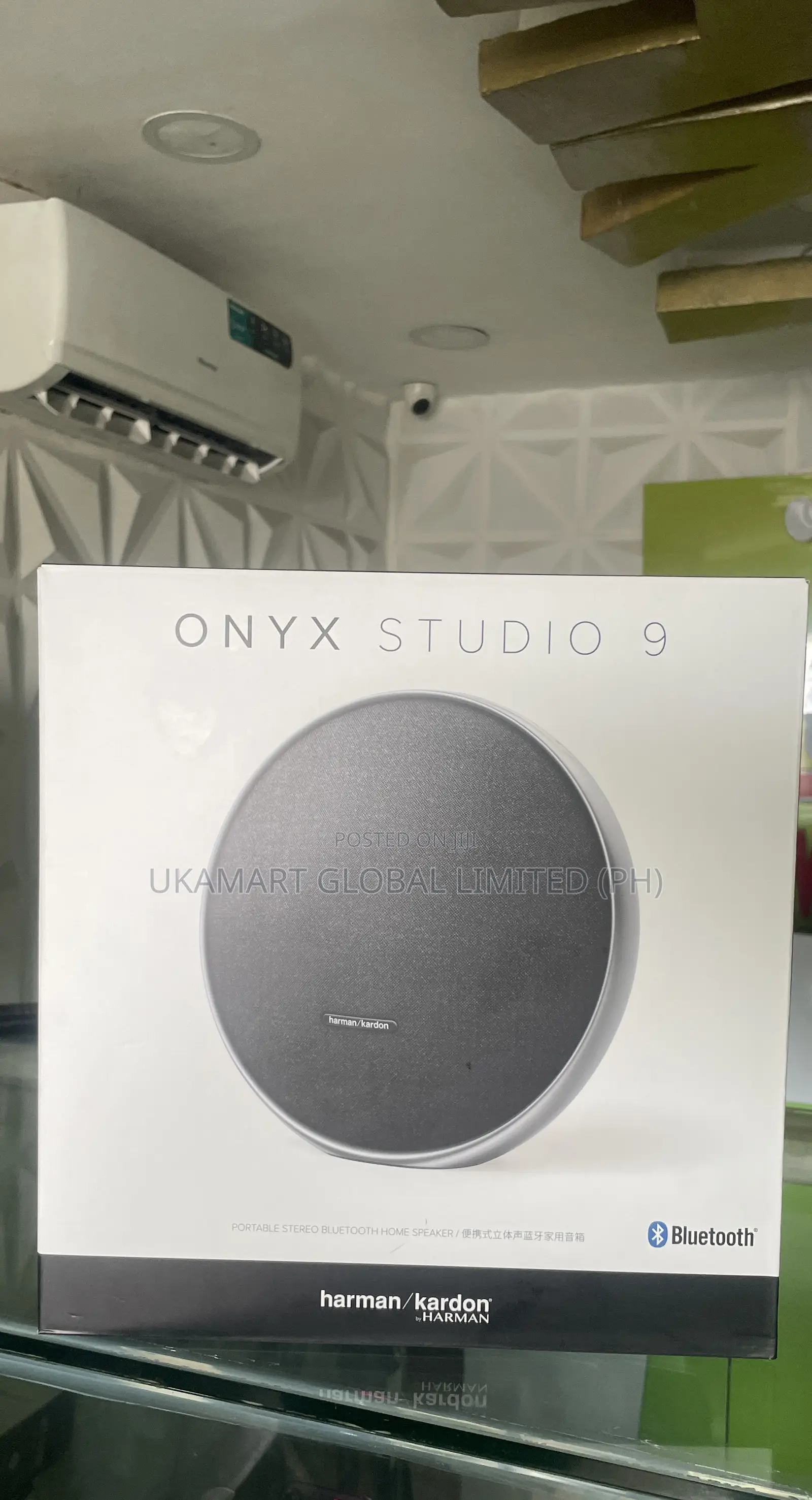 Onyx Studio 9