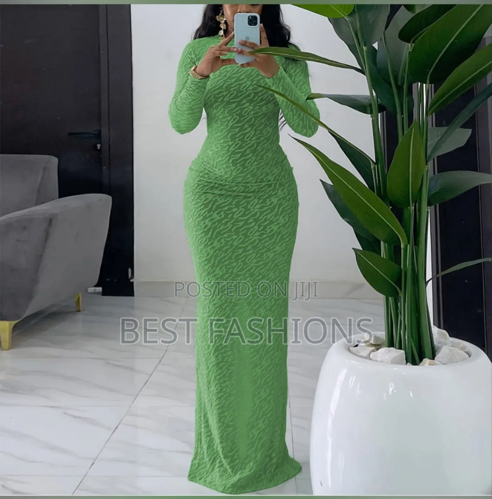 Ladies White Body Con Dress